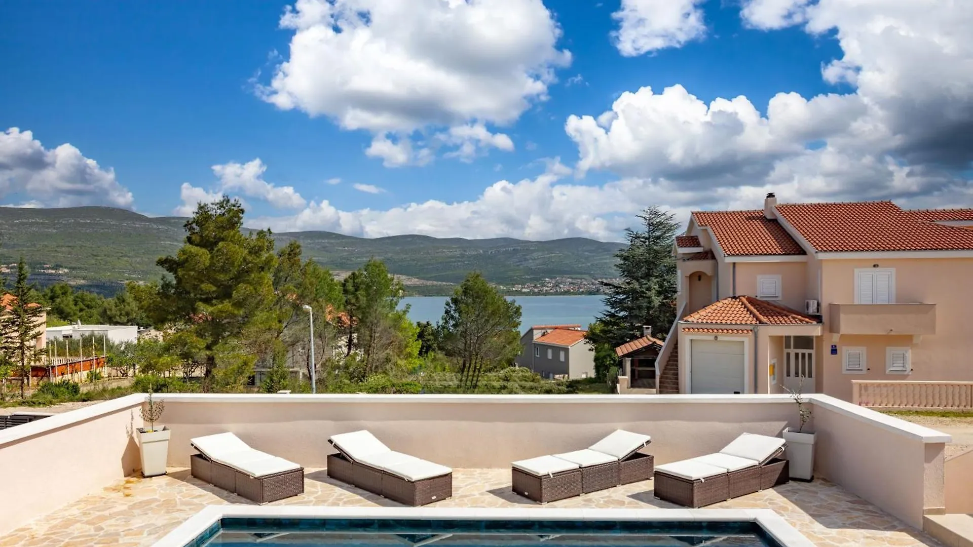 Ferienhaus In Pridraga Mit Privatem Pool