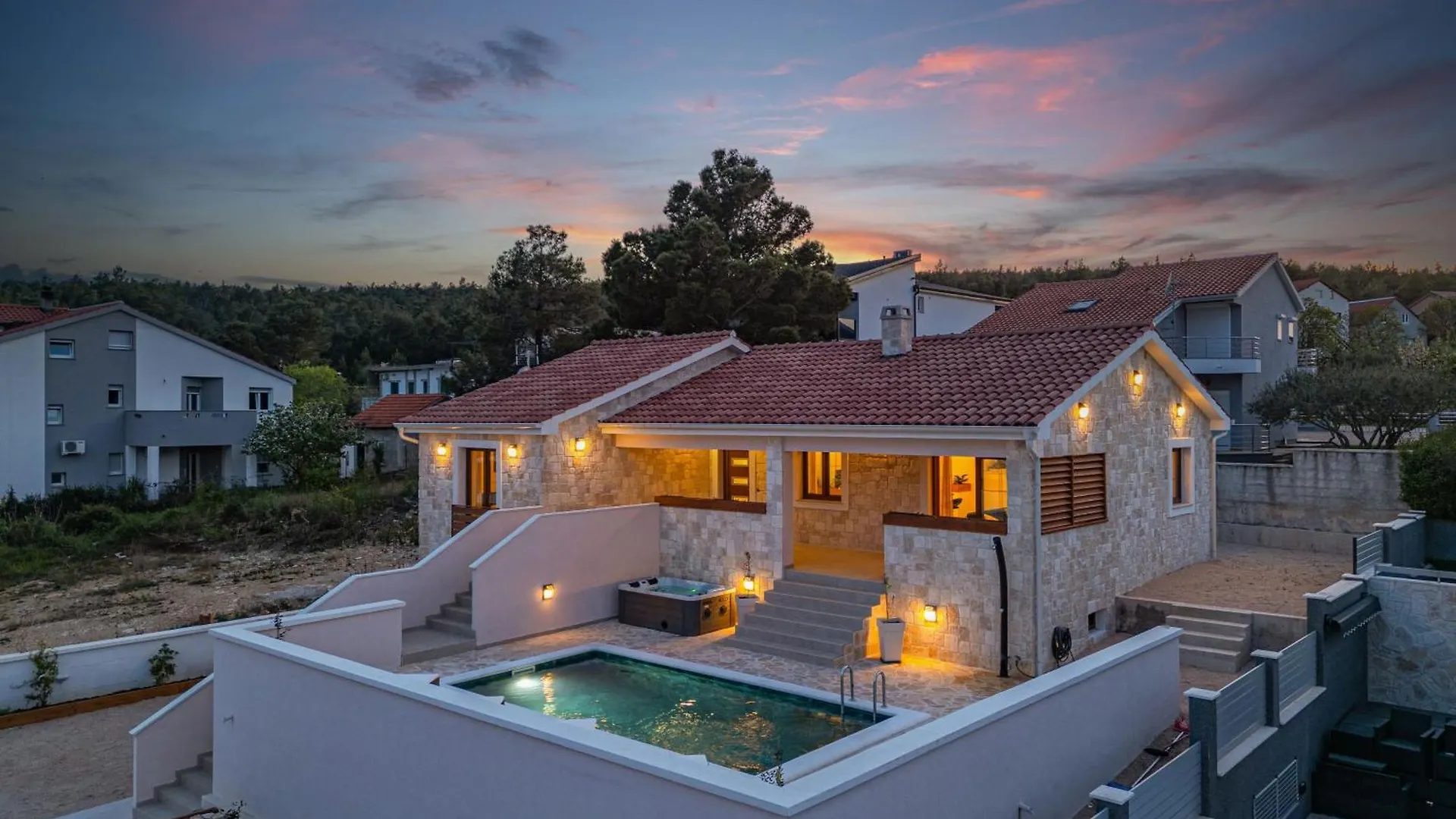 Holiday home Ferienhaus In Pridraga Mit Privatem Pool